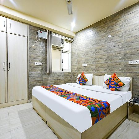 Fabhotel Model Town Nuova Delhi Esterno foto